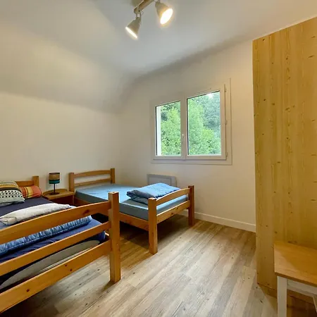 Avec Grand Espace